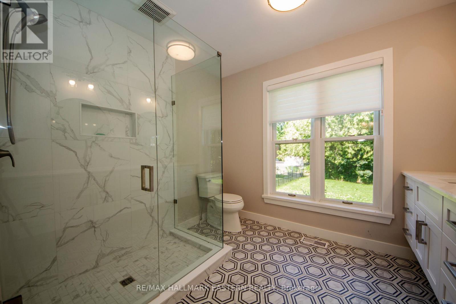 36 RUSSELL HILL ROAD - 15