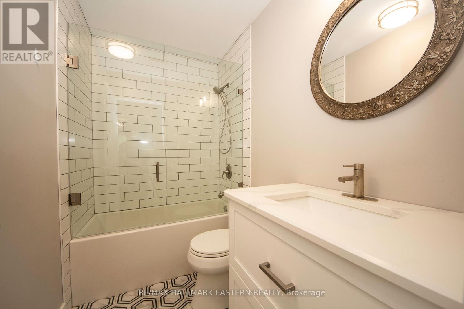 36 RUSSELL HILL ROAD - 18