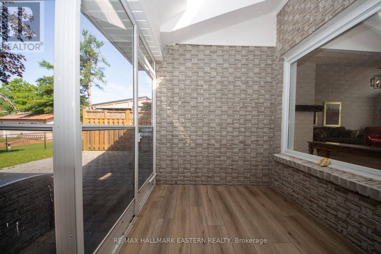 36 RUSSELL HILL ROAD - 21