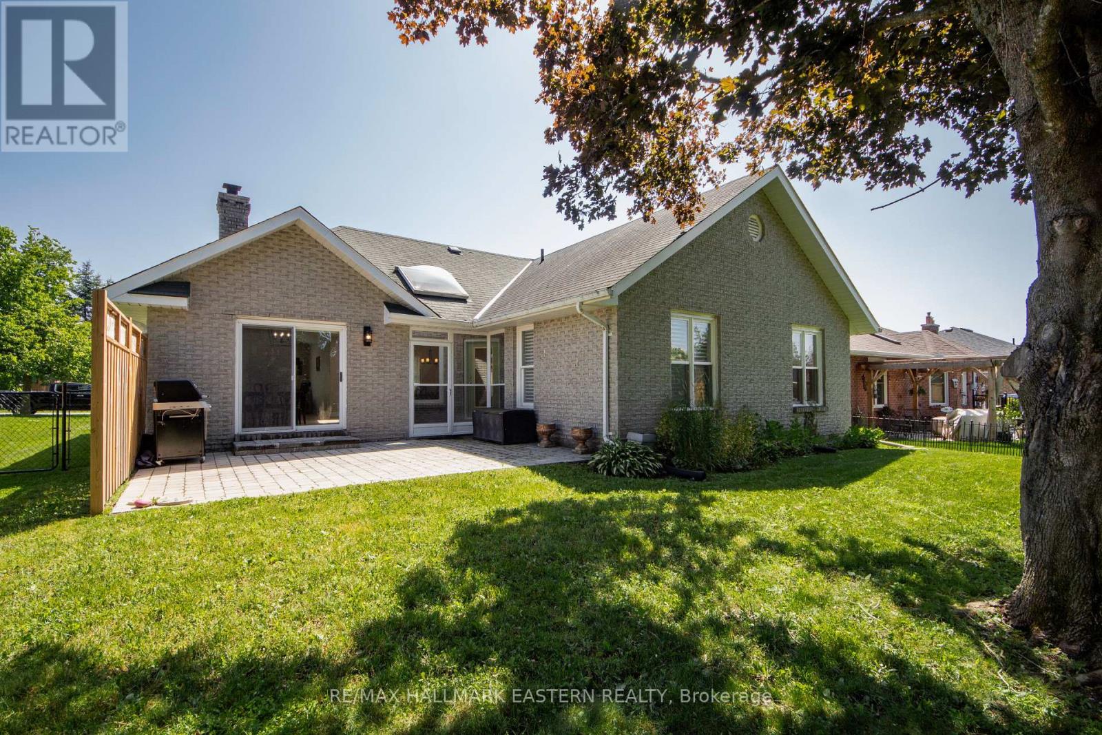 36 RUSSELL HILL ROAD - 25