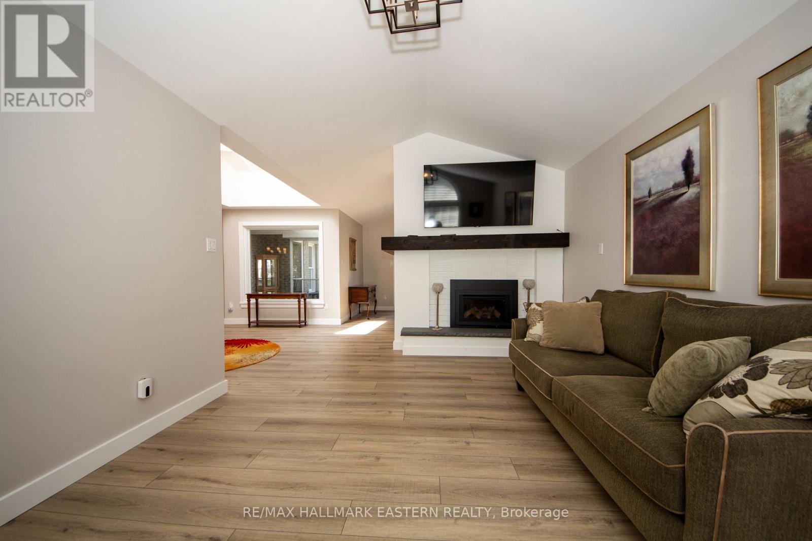 36 RUSSELL HILL ROAD - 5