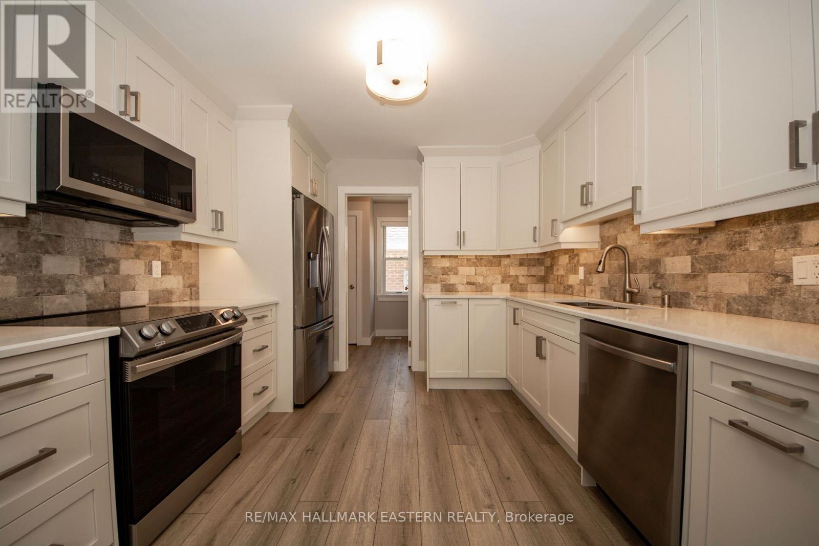 36 RUSSELL HILL ROAD - 8