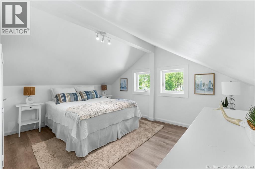 76 Third Avenue - Image 22