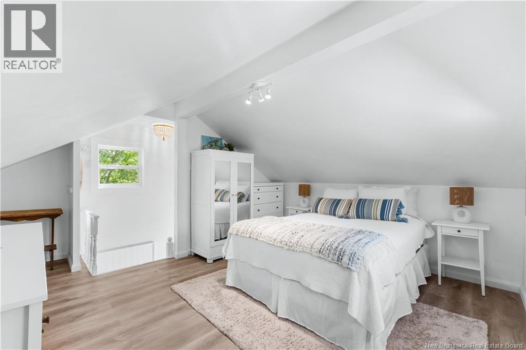 76 Third Avenue - Image 23