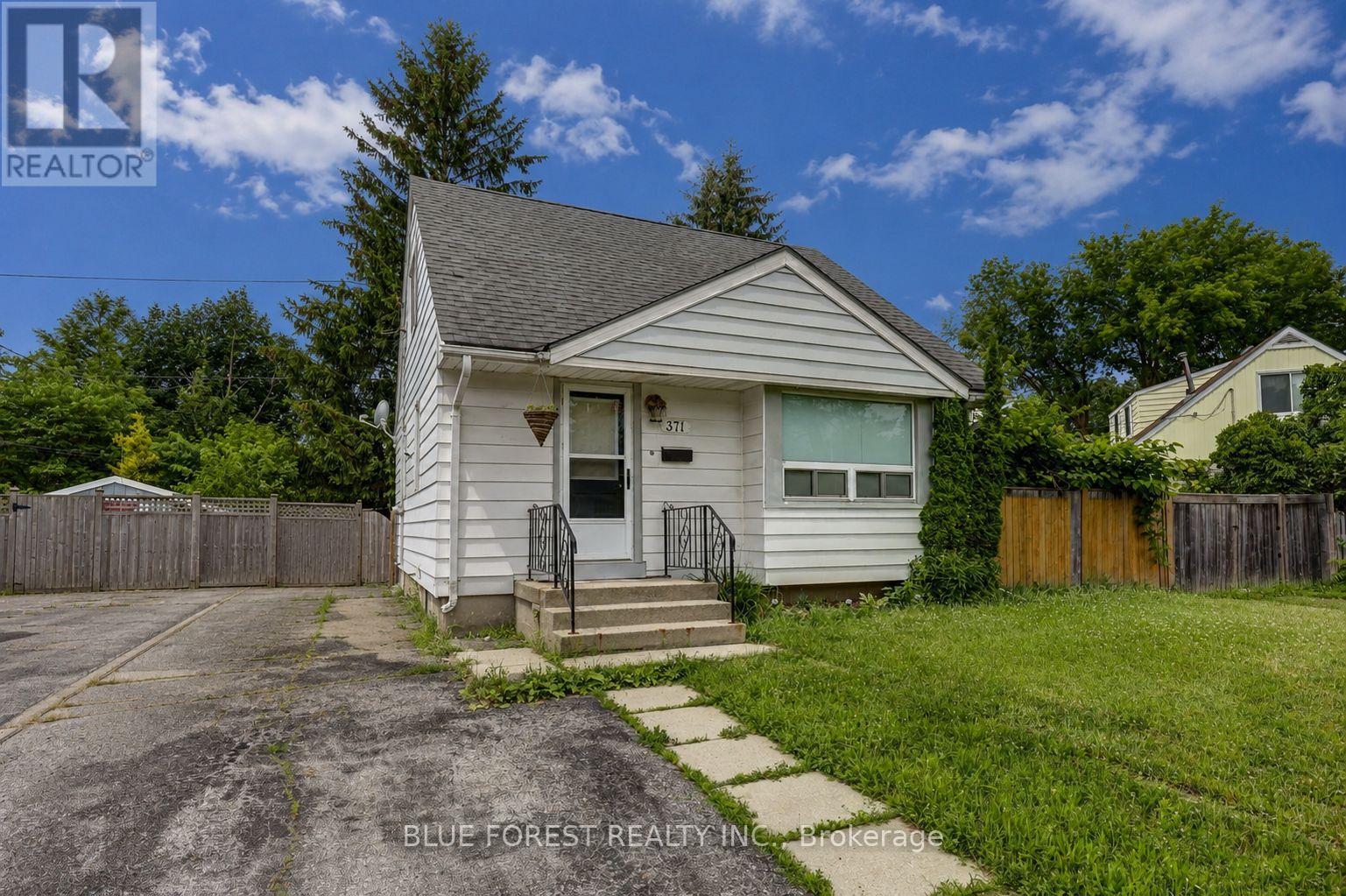 371 FLANDERS ROW - 1