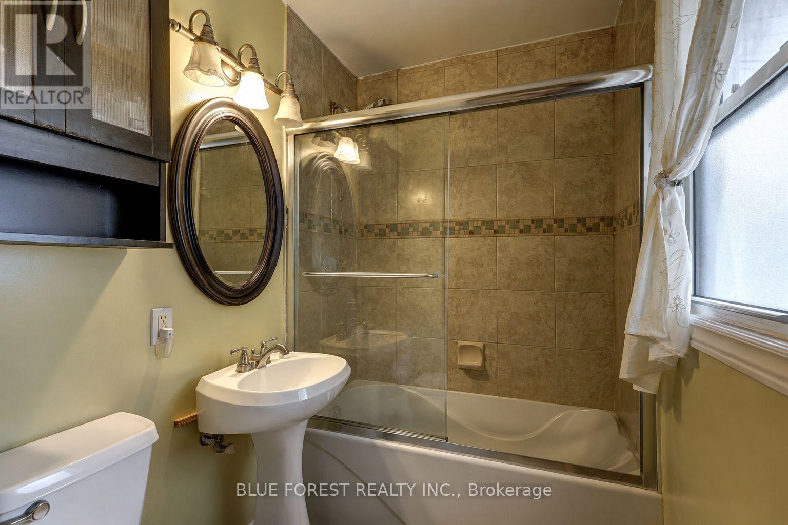 371 FLANDERS ROW - 19