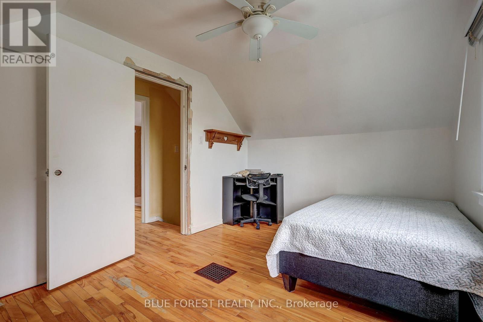 371 FLANDERS ROW - 23