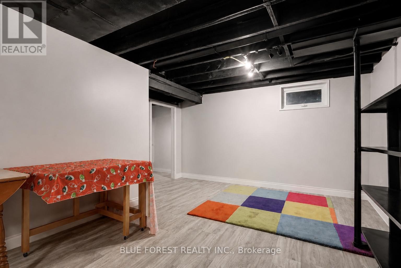 371 FLANDERS ROW - 28