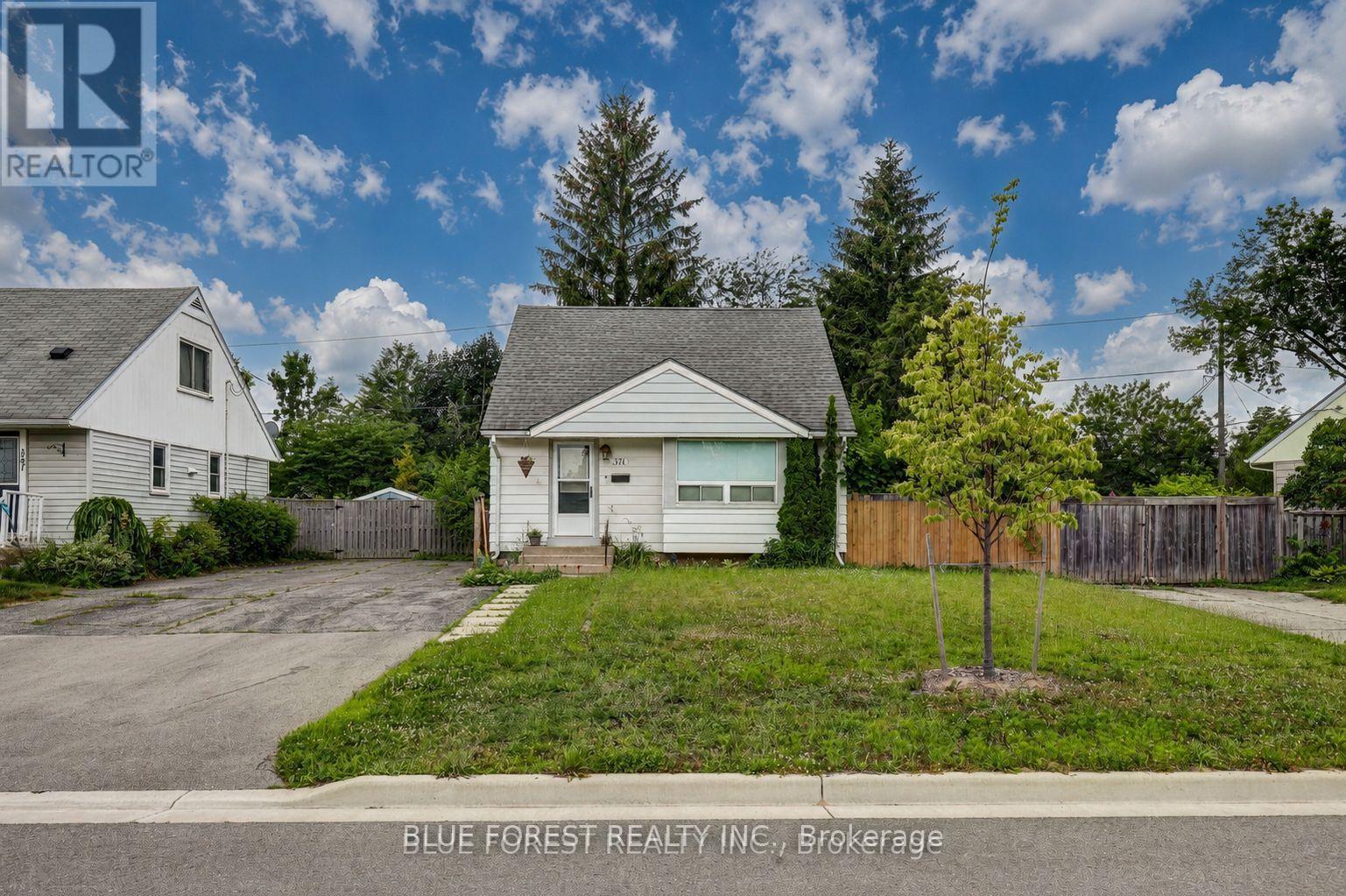 371 FLANDERS ROW - 37