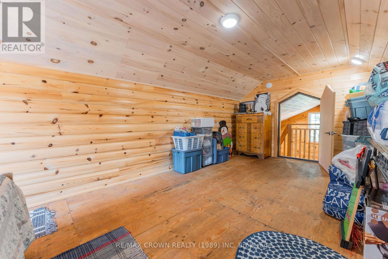 #MOONBEAM 33 SAILING CLUB ROAD - 33