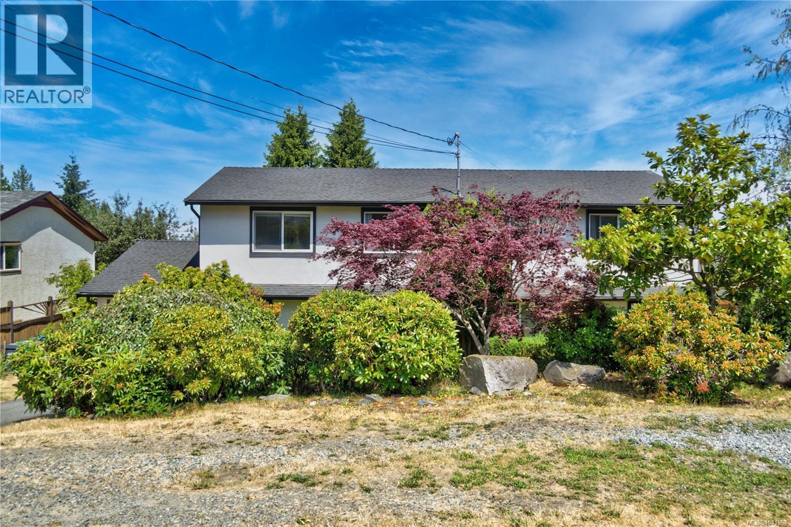 5524-5526 Lost Lake Rd, Nanaimo