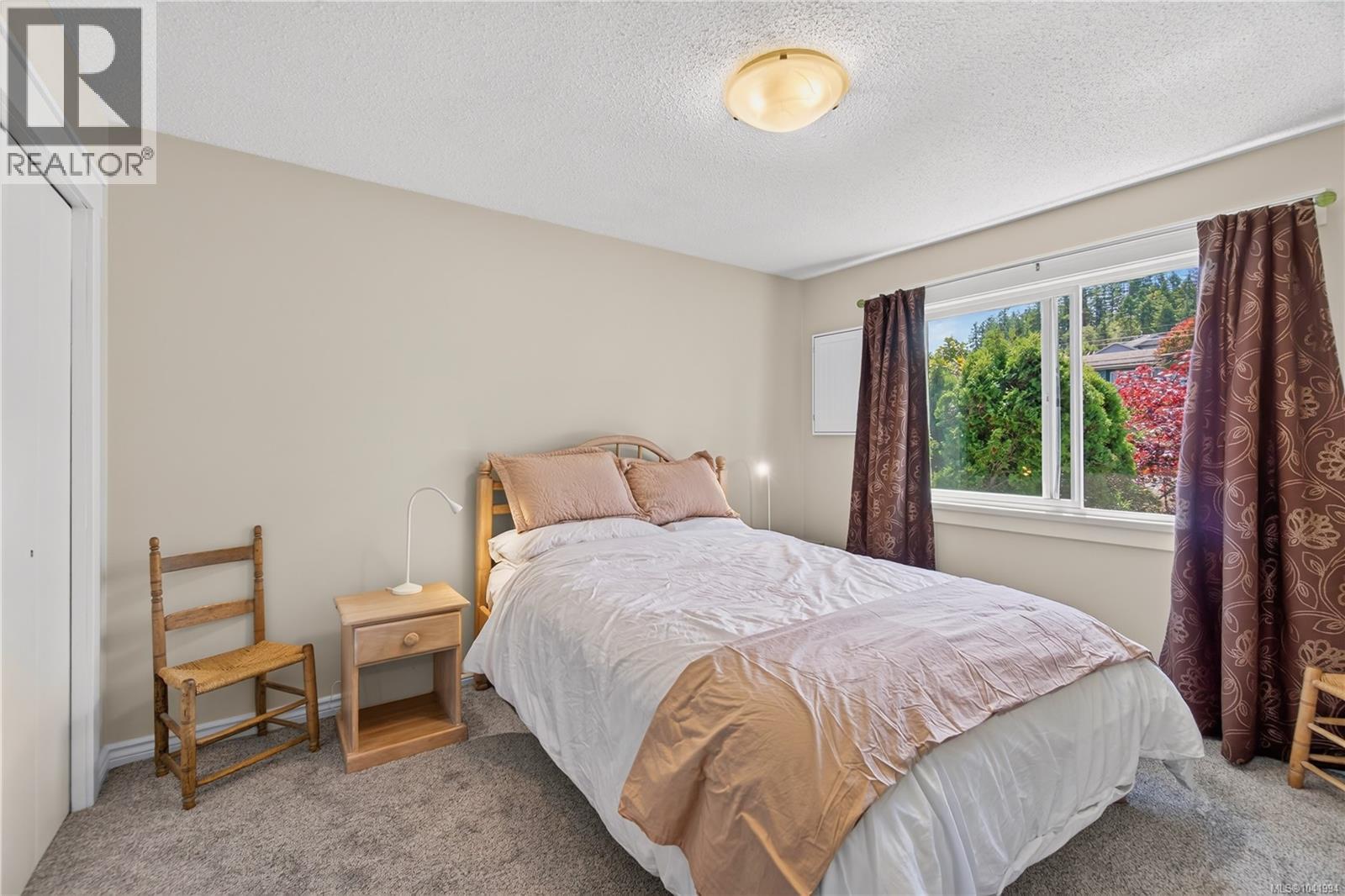 5524-5526 Lost Lake Rd, Nanaimo