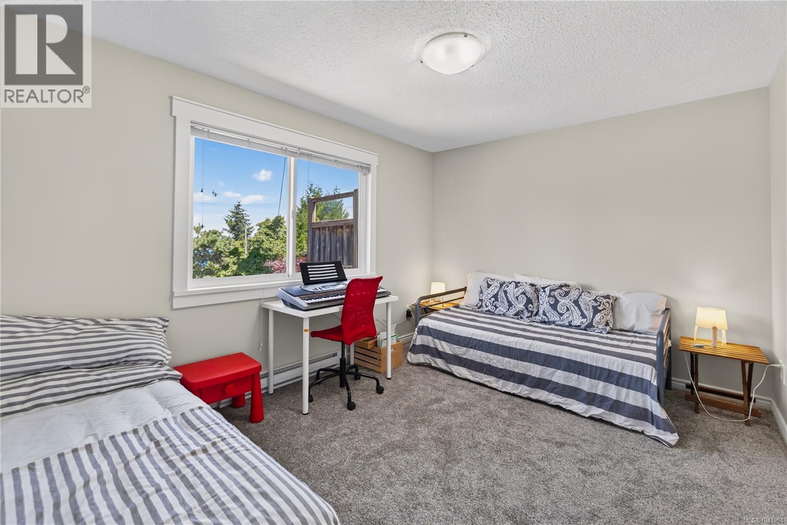 5524-5526 Lost Lake Rd, Nanaimo