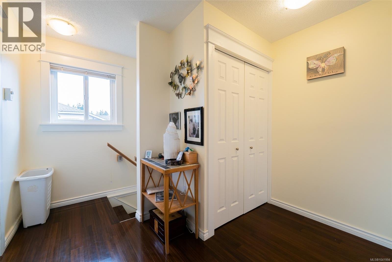 5524-5526 Lost Lake Rd, Nanaimo