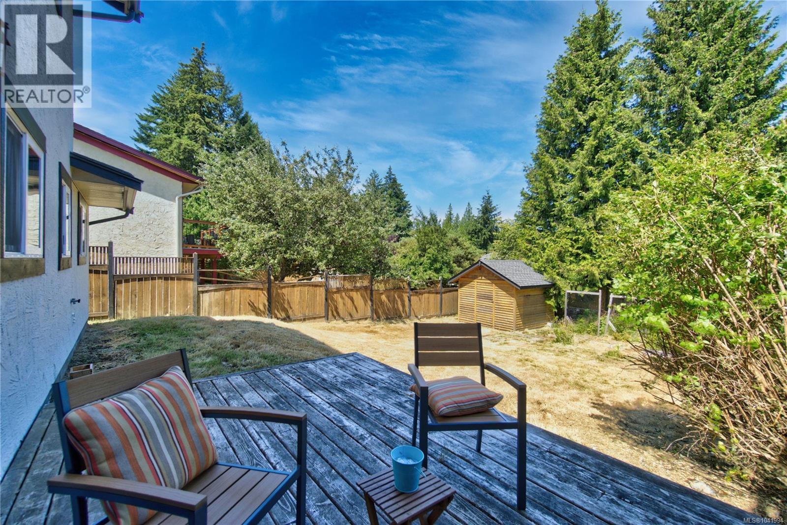 5524-5526 Lost Lake Rd, Nanaimo