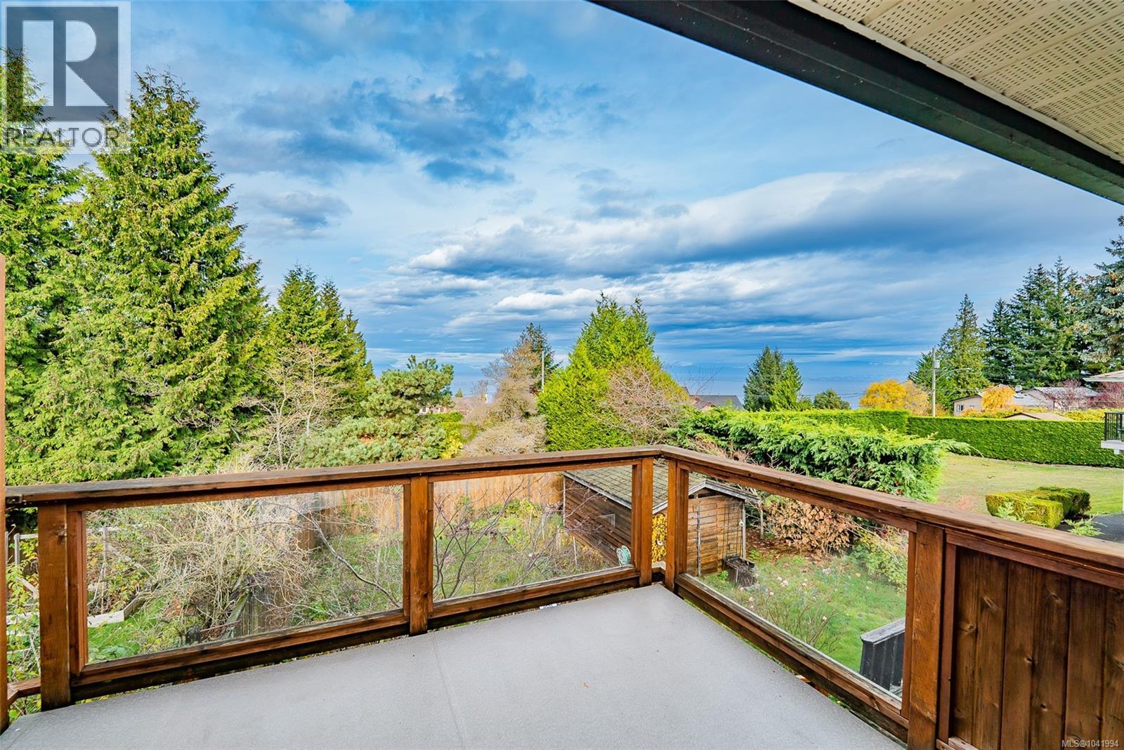 5524-5526 Lost Lake Rd, Nanaimo