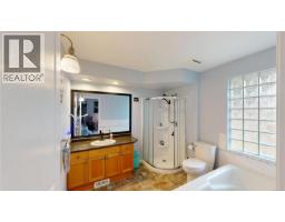 1137 Yellowbrick Rd, Parksville, BC V9P1K4 Photo 23