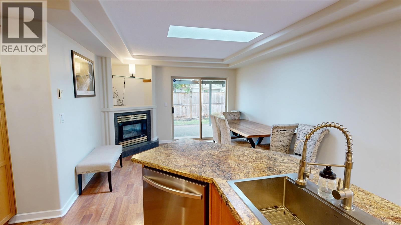 1137 Yellowbrick Rd, Parksville