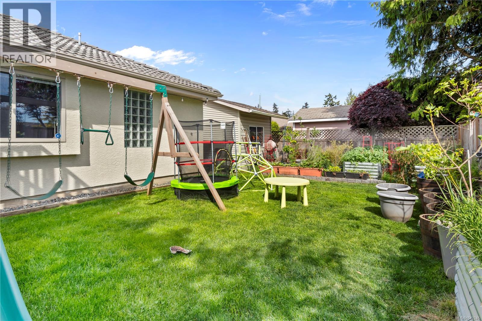 1137 Yellowbrick Rd - 32
