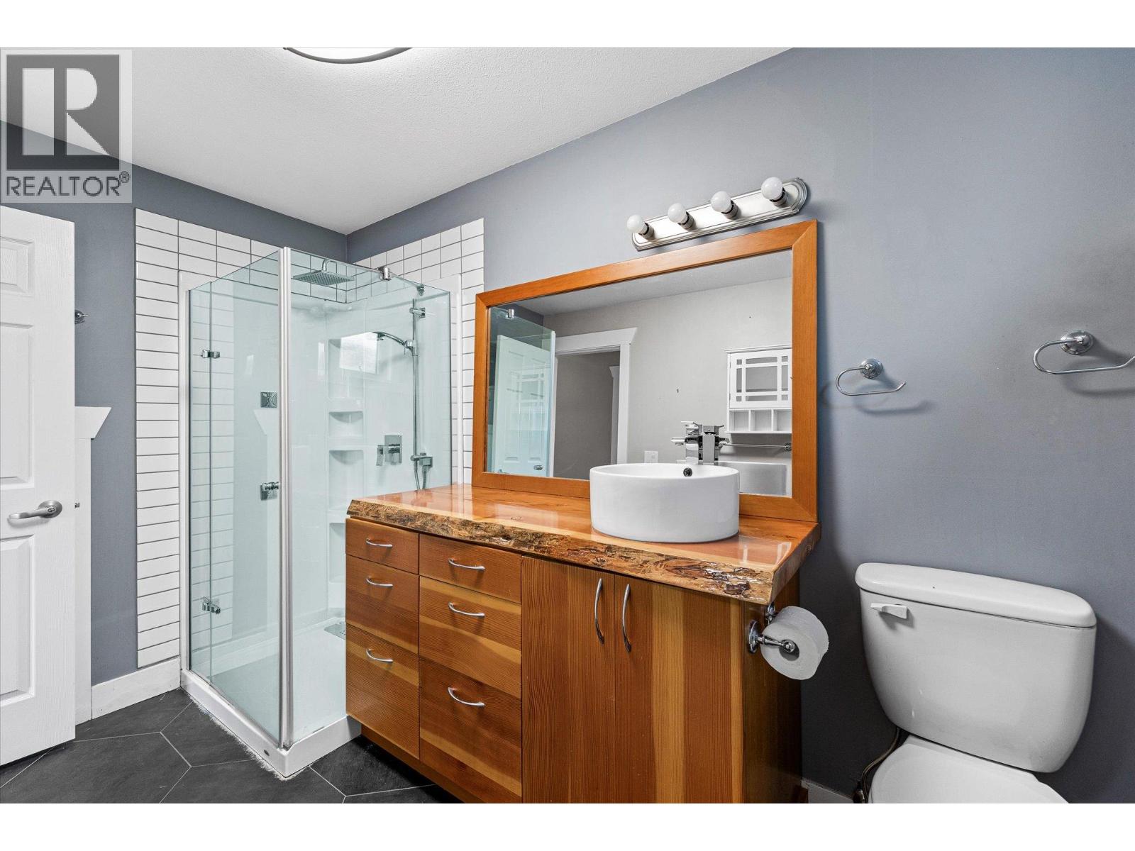 574 Gowen Place - 36