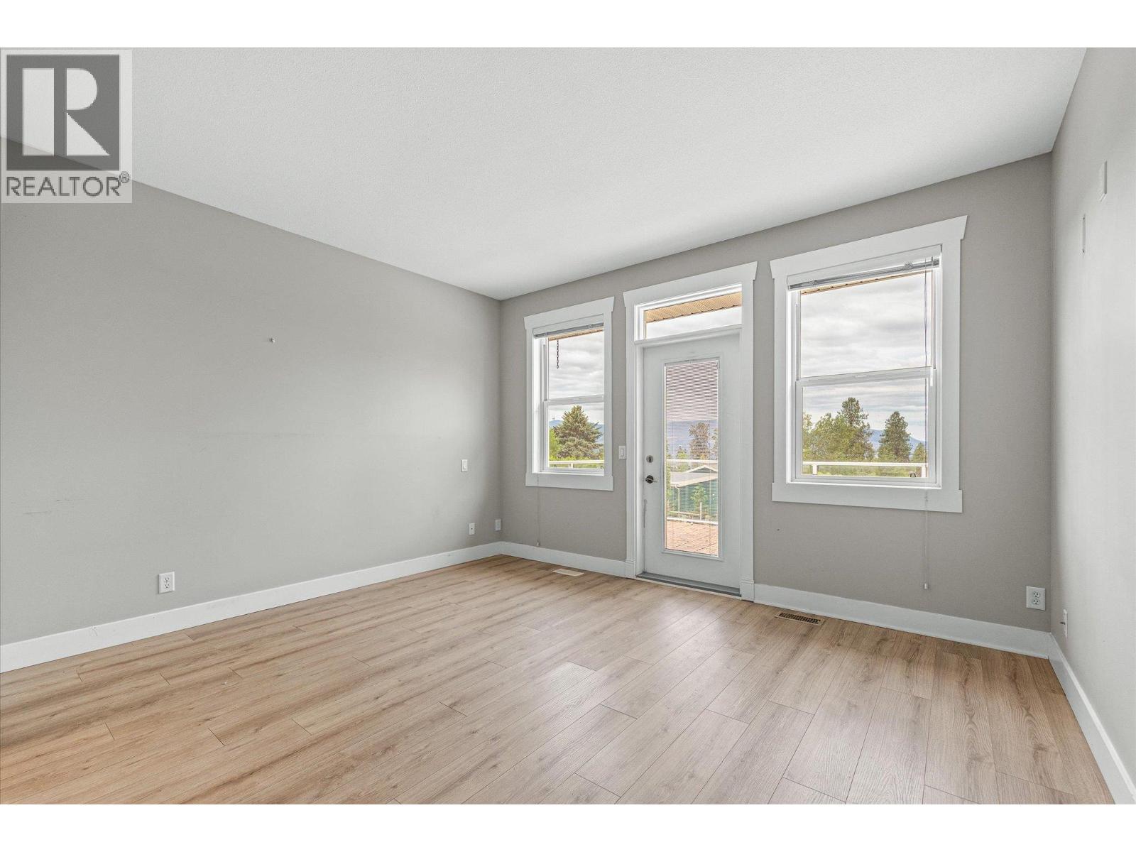 574 Gowen Place - 15