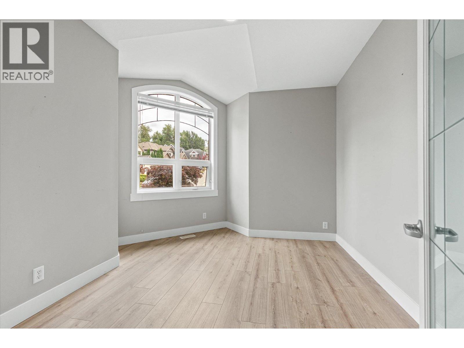 574 Gowen Place - 20