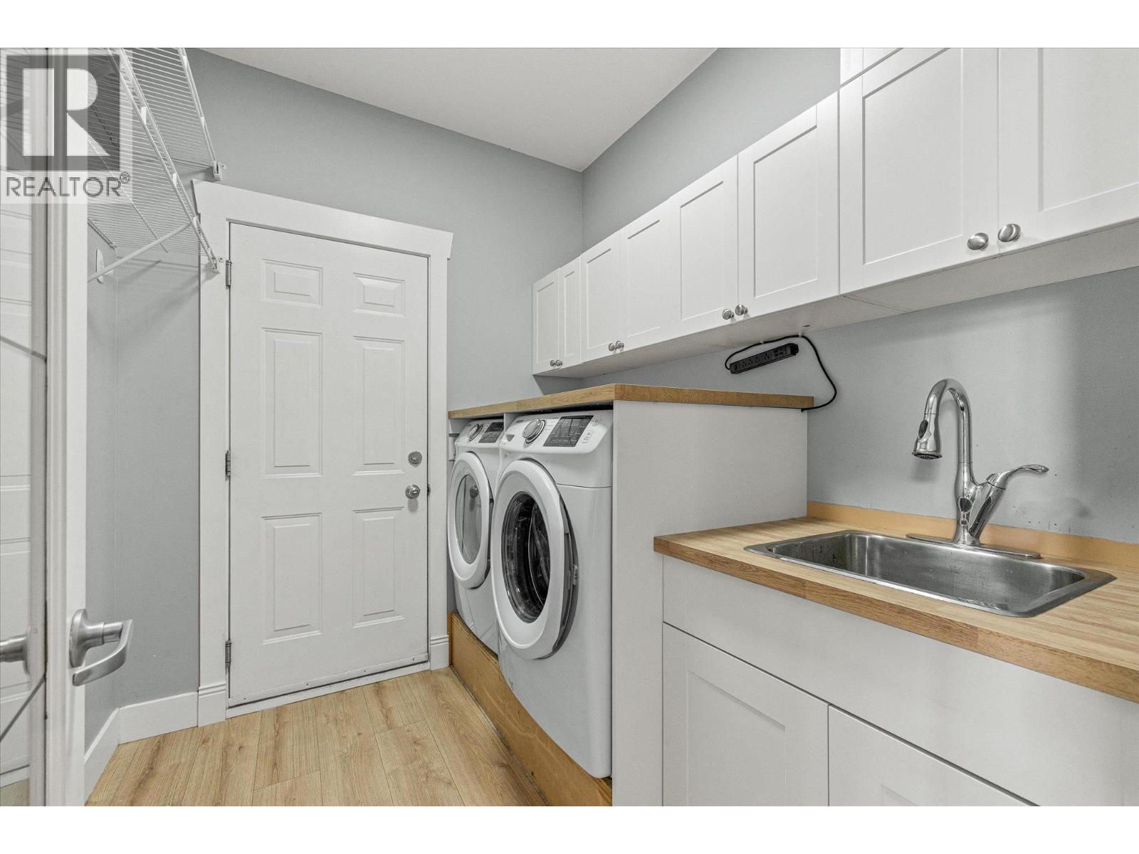 574 Gowen Place - 22