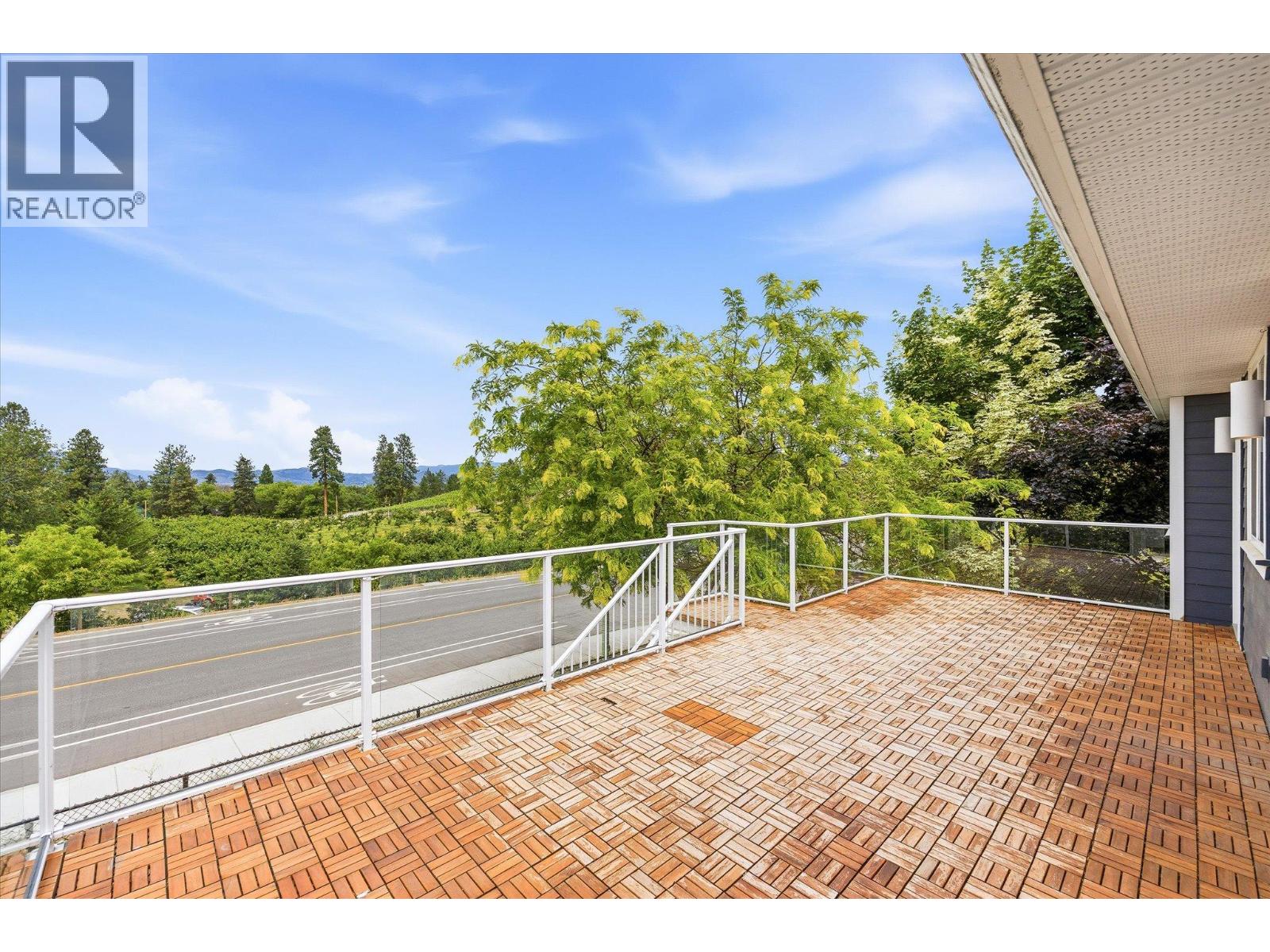 574 Gowen Place - 14