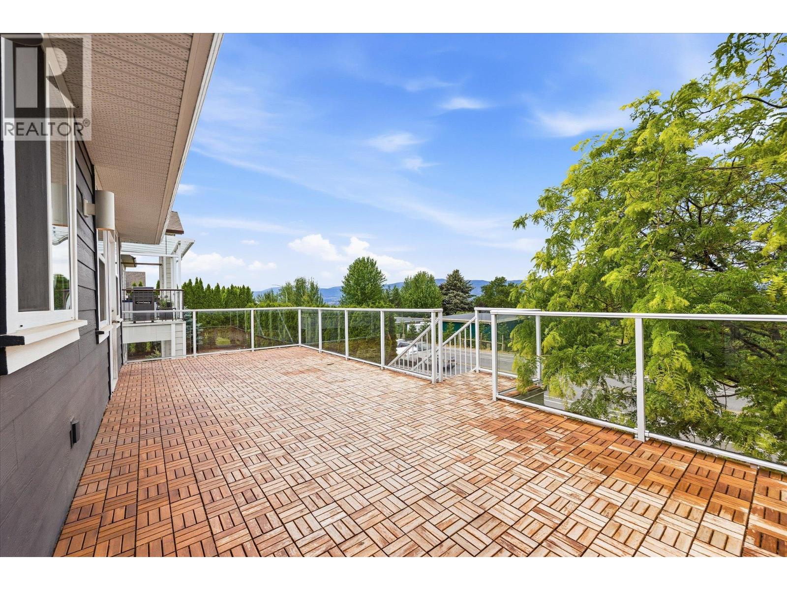 574 Gowen Place - 11