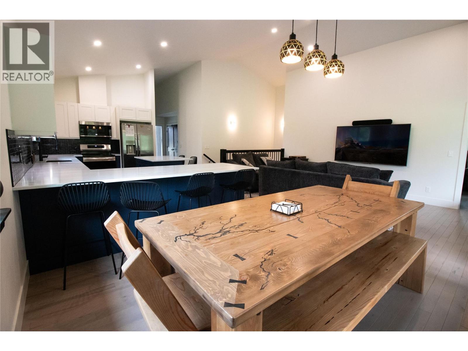 2552 Sandstone Mews - 3