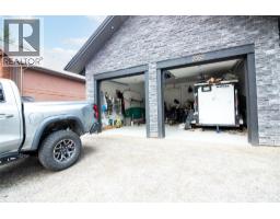2552 Sandstone Mews, Invermere, BC V0A1K6 Photo 37