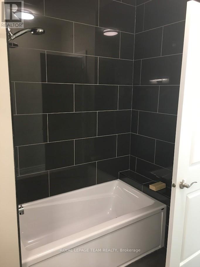 3 Bed, 1 Bath Multi-Family for Rent in Ottawa – B – 1929 RIVER ROAD, Ottawa – MLS# X13519458 - Image 12