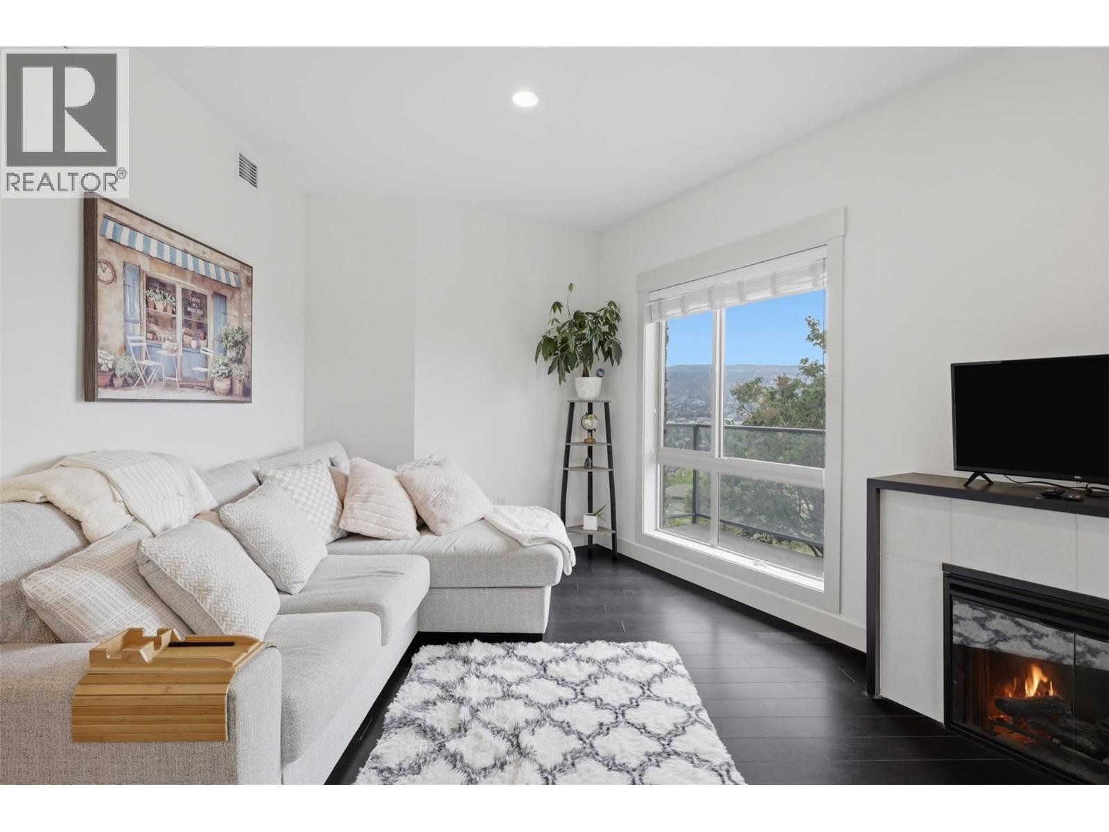 #2205 1030 Talasa Way - Image 8