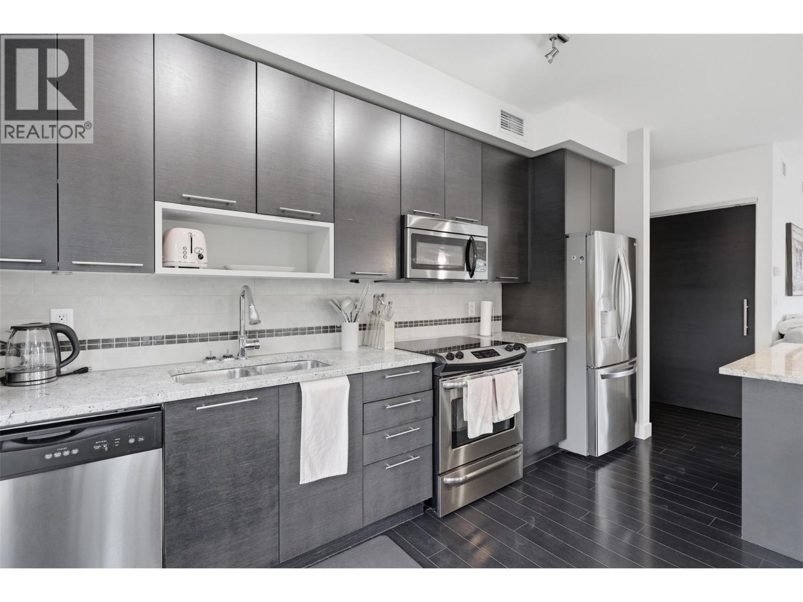 #2205 1030 Talasa Way - Image 17