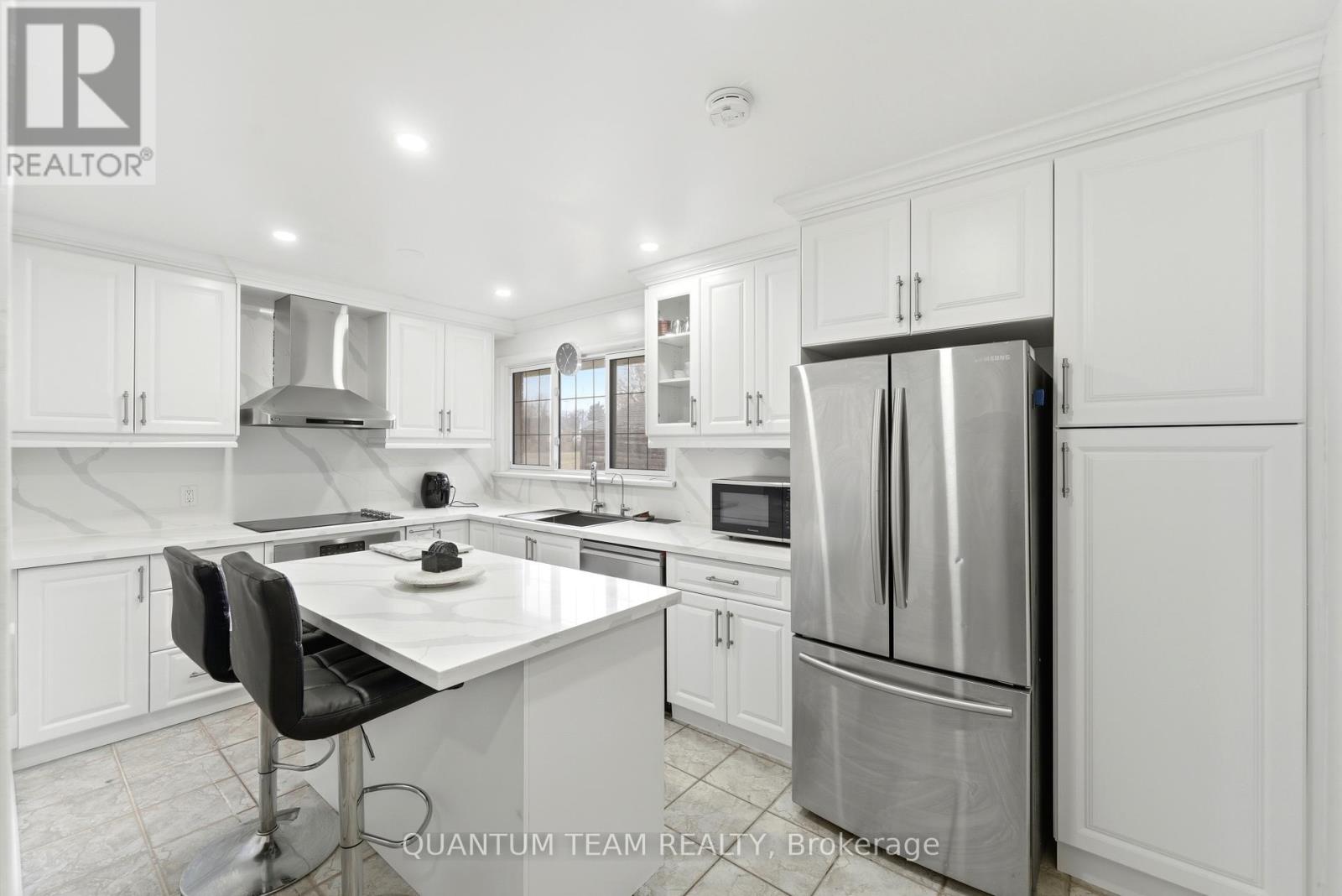 4975 HOMEWOOD AVENUE - 21