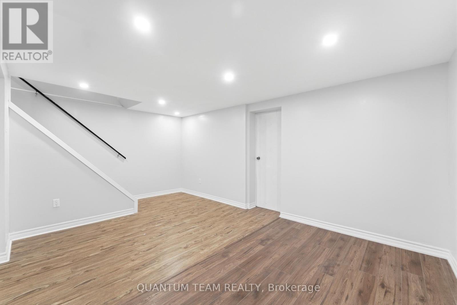 4975 HOMEWOOD AVENUE - 24