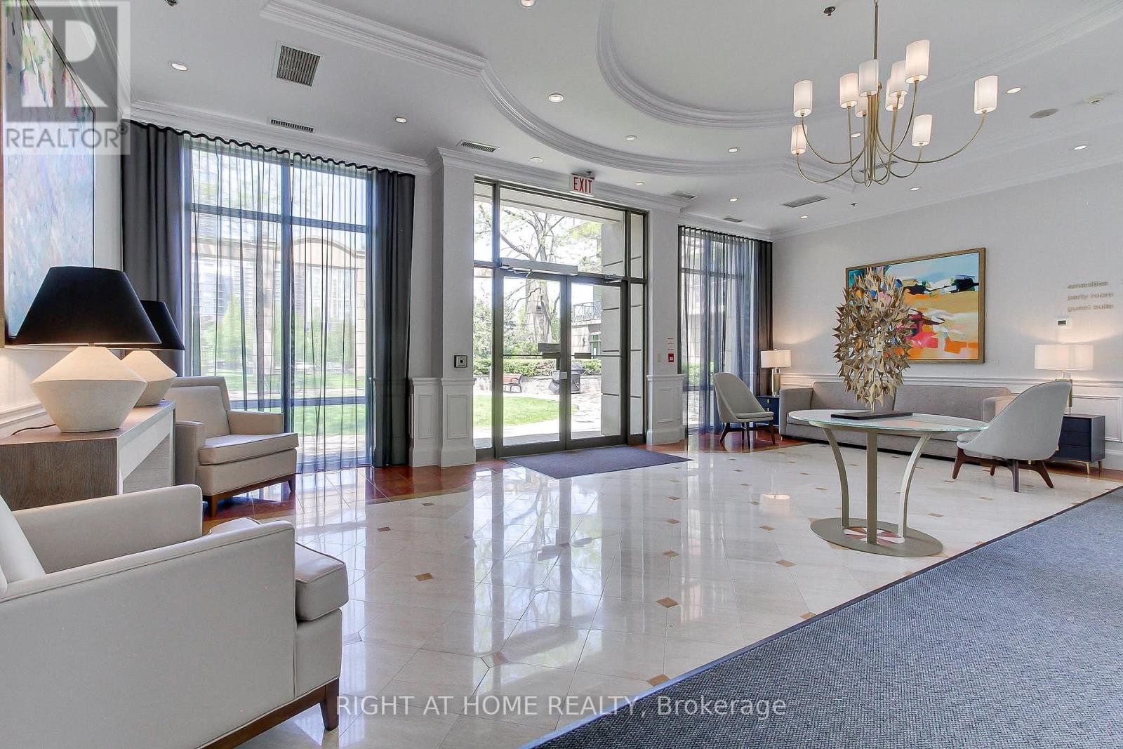 #907 55 HARRISON GARDEN BOULEVARD - 19