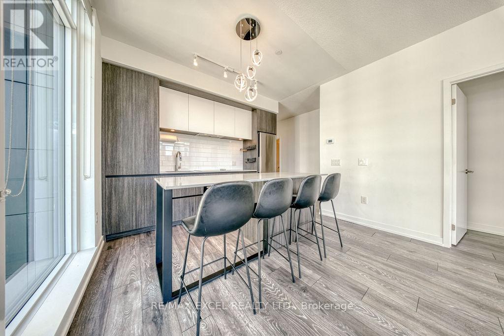 #1009 225 SUMACH STREET - 30