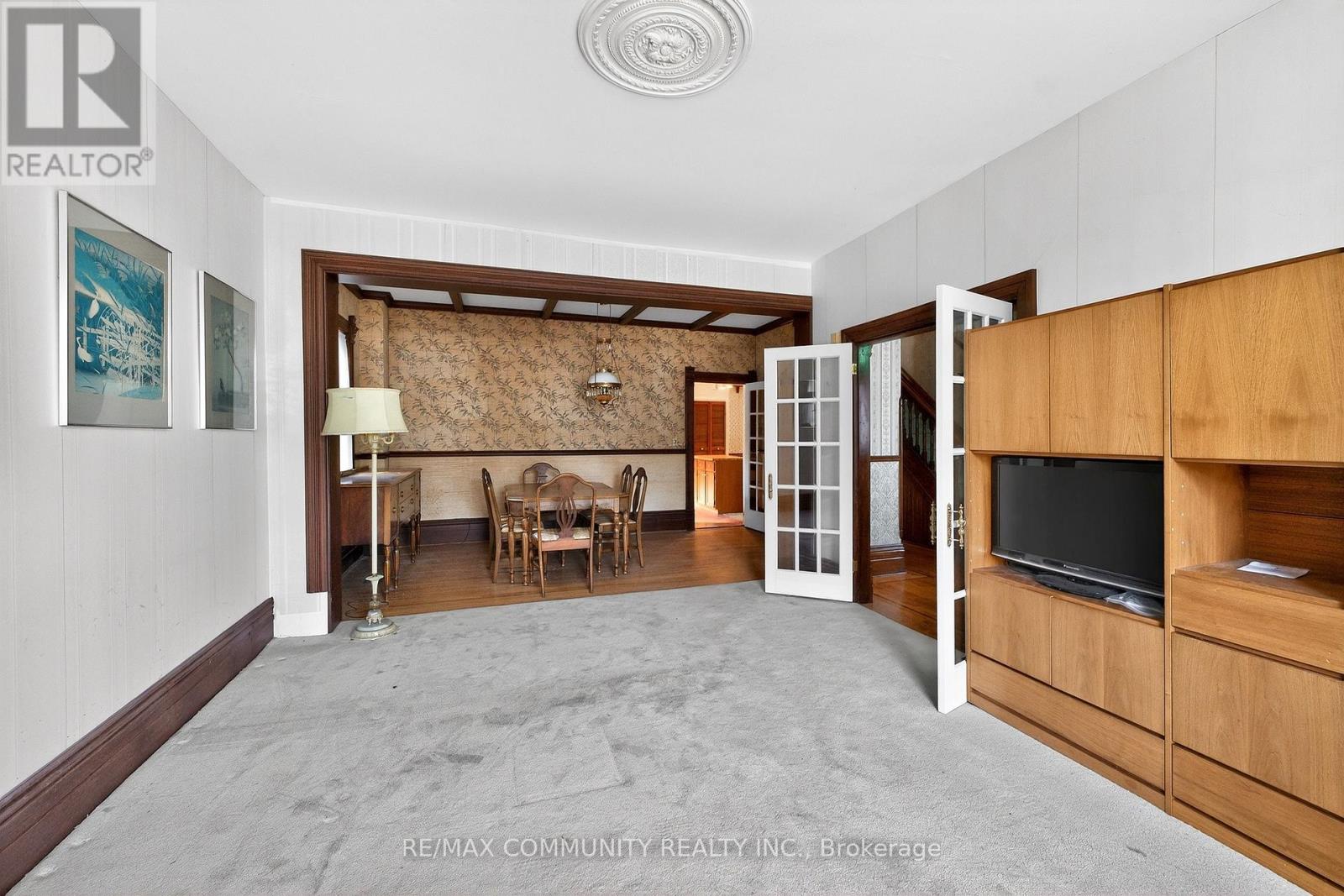 28 QUEEN STREET - 10