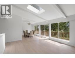 1177 E 15th Street, North Vancouver, BC V7J1K6 Photo 7