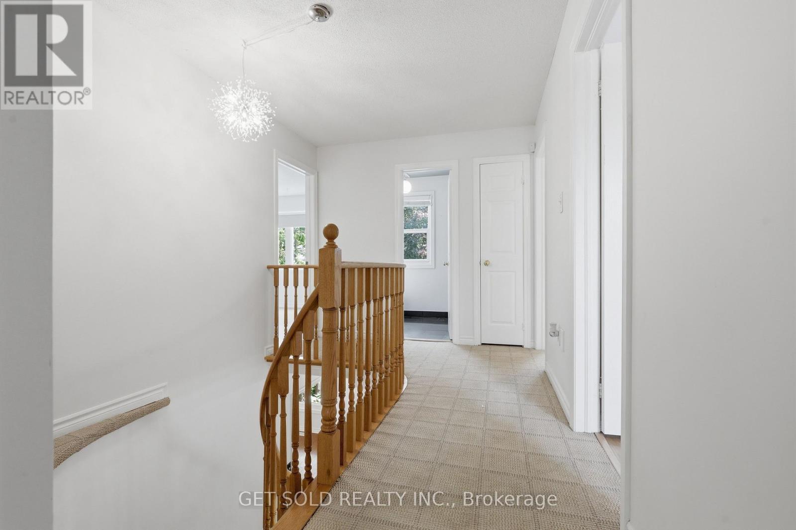 28 HAWKINS DRIVE - 18