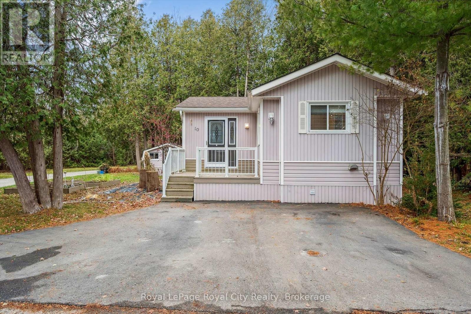10 SPRUCE AVENUE - 5