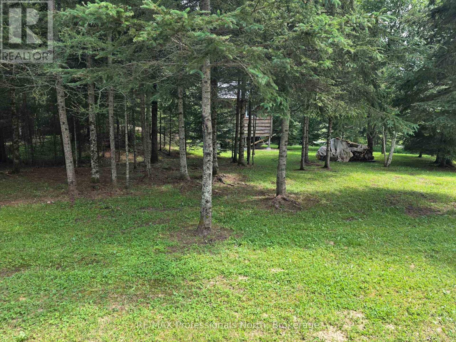 737 HILL AND GULLY ROAD - 23