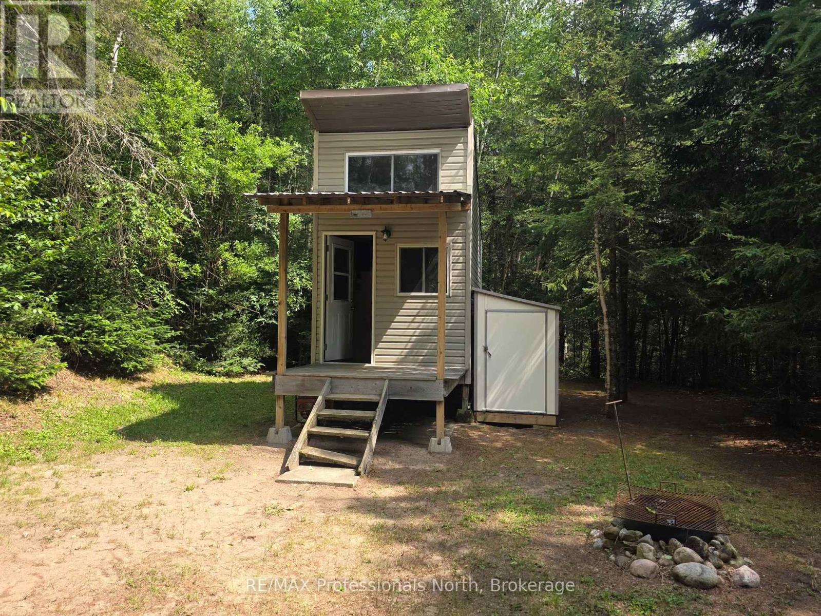 737 HILL AND GULLY ROAD - 31