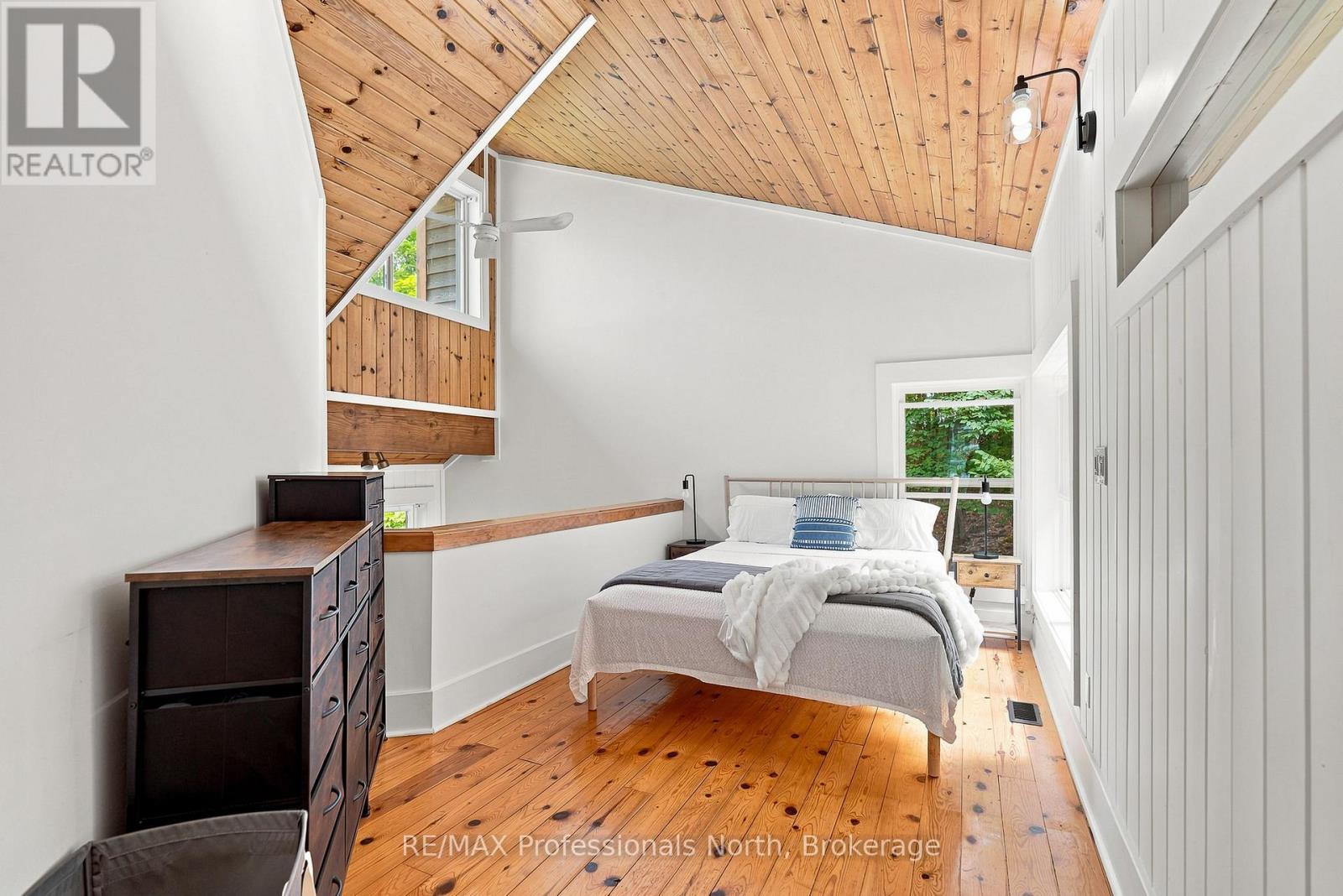869 NORTH MARY LAKE ROAD - Image 33