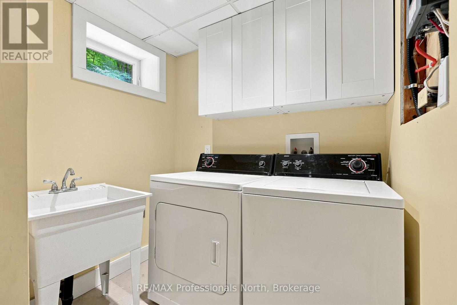 869 NORTH MARY LAKE ROAD - Image 45