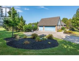 Family room - 203 Ski Hill Road, Kawartha Lakes, ON L0A1A0 Photo 7