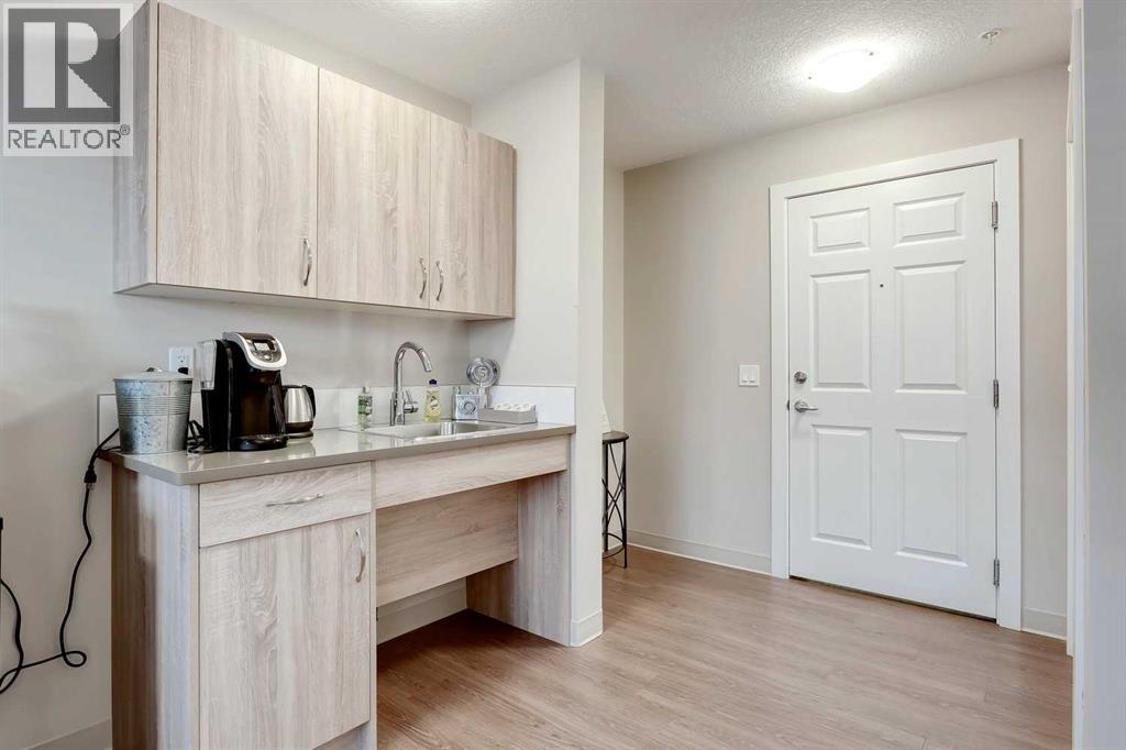 #404 2635 Eversyde Avenue SW - 3