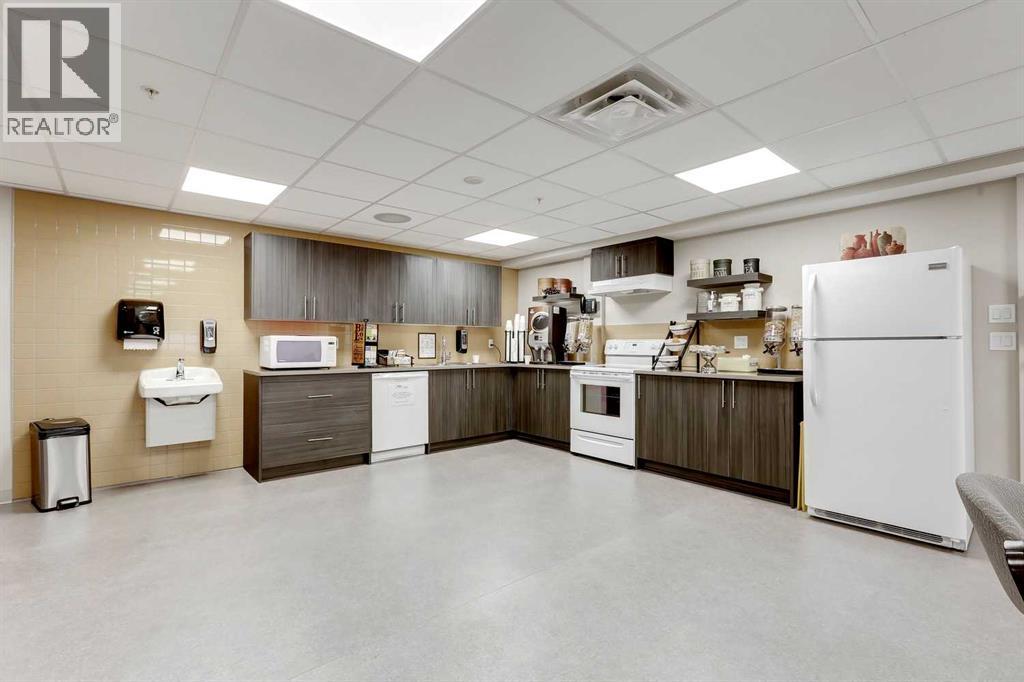 #404 2635 Eversyde Avenue SW - 15