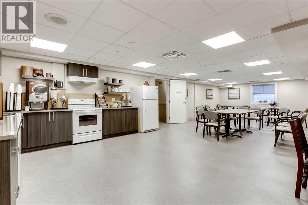 #404 2635 Eversyde Avenue SW - 16